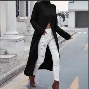 Free people long line top’ very unique and flatter